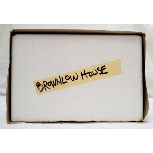 VTG Dept 56 Dickens' Village Series Oliver Twist BROWNLOW HOUSE #55530 Retired - Picture 13 of 13